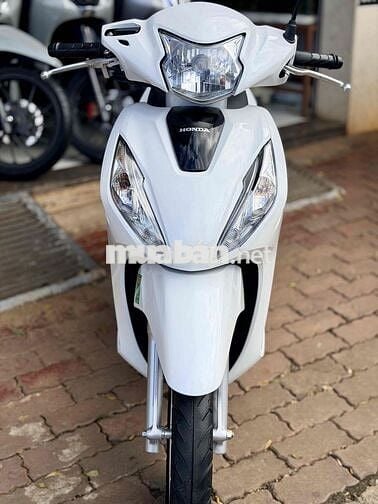 VISION 2024 MÀU TRẮNG KHÁCH HỎI NHIỀU