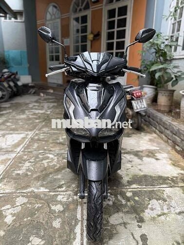 Airbalde đen mù khoá ga bs43, máy zin ngon.