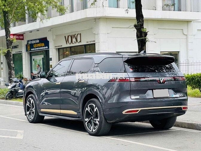 Vinfast VF9 Plus 2023 Xám Thuê Pin Tiên Phong