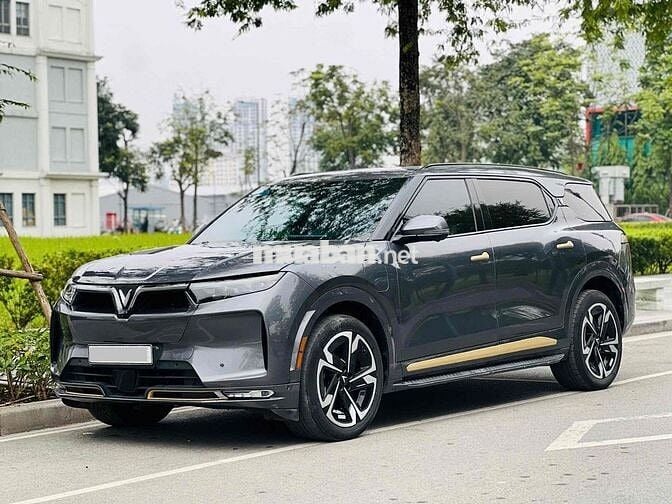 Vinfast VF9 Plus 2023 Xám Thuê Pin Tiên Phong