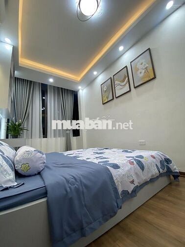 Nhà 4 tầng hẻm xe hơi tránh nhau 90m2 đường chuyên dùng 9 giá 9 tỷ