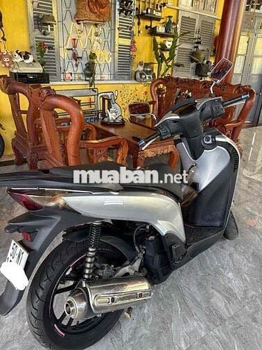 Honda SH 125 Lên áo Ý màu Bạc