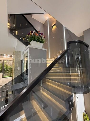 🌈 NHÀ 3,5LẦU HẺM XE TẢI ĐƯỜNG HÀ HUY GIÁP, PHƯỜNG APĐ, QUẬN 12