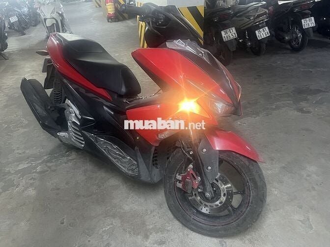 Yamaha NVX 2018 màu Đỏ