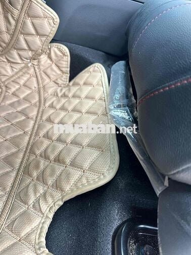 Honda City 2023 1.5 i-VTEC - 14400 km