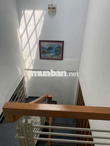 💥Cần Bán nhà 1trệt 1lầu 3pn 3wc 1bếp DT 5X18 Sổ hoàn công