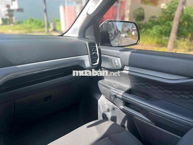 Ford Ranger XLS 1 Cầu 2024 48.000 km Trắng Hãng