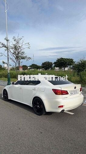 Lexus IS 2006 - 130000 km