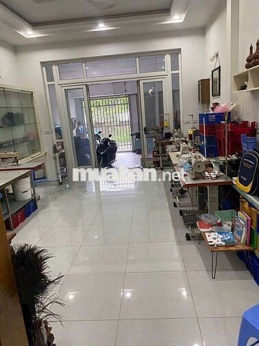 💥Cần Bán nhà 1trệt 1lầu 3pn 3wc 1bếp DT 5X18 Sổ hoàn công