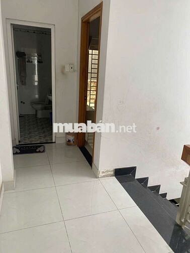 💥Cần Bán nhà 1trệt 1lầu 3pn 3wc 1bếp DT 5X18 Sổ hoàn công