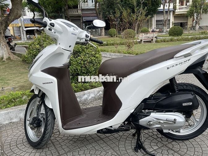 Honda Vision Trắng 17000 km