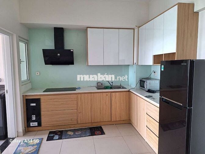 Cho thuê căn hộ chung cư 95m 2 ngủ 2 wc