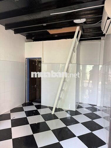 Nhà trọ 24 m2 mặt tiền hẻm 2 xe hơi vào được 211 Nguyễn Xí