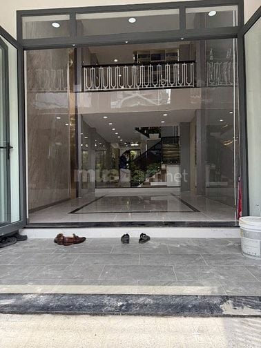 🌈 NHÀ 3,5LẦU HẺM XE TẢI ĐƯỜNG HÀ HUY GIÁP, PHƯỜNG APĐ, QUẬN 12