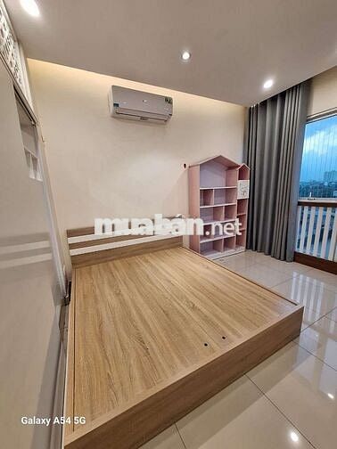 Cho thuê căn hộ chung cư 95m 2 ngủ 2 wc