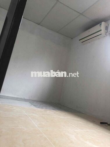 Nhà nguyên căn, phù hợp cho vợ chồng, sinh viên , học sinh, dt sd 50m2