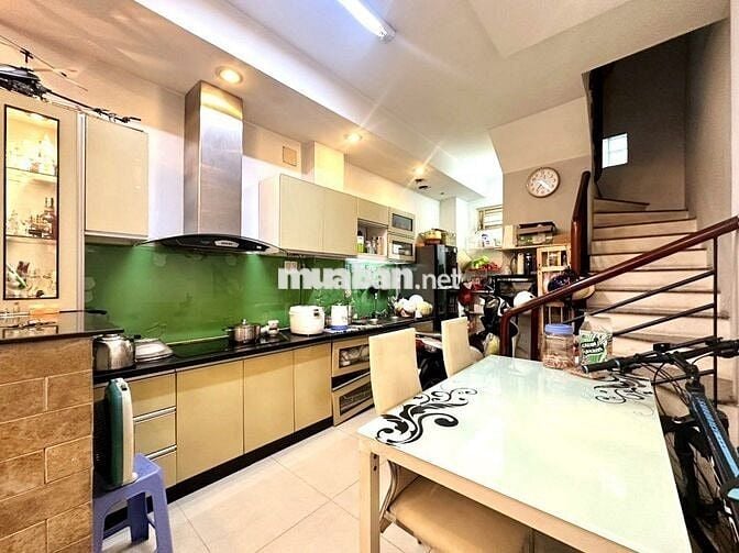 NHÀ NGUYỄN ĐÌNH CHIỂU, Q.3, HẺM 5M, 115m.2 DTS, 4 TẦNG, SỔ A4, 8.X T.ỷ