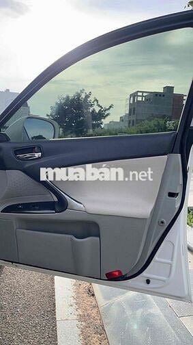 Lexus IS 2006 - 130000 km