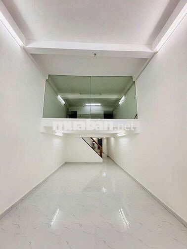 Nhà MT Q1. 4.5x17m 4 tầng, giá có 49tr