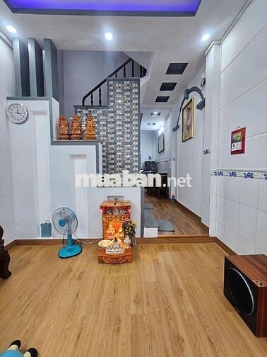 GẤP BÁN GIẢM SÂU, NHÀ 3 TẦNG, GIÁ 5.3TỶ, 4X13 ĐƯỜNG TRƯỚC NHÀ 6M THÔNG