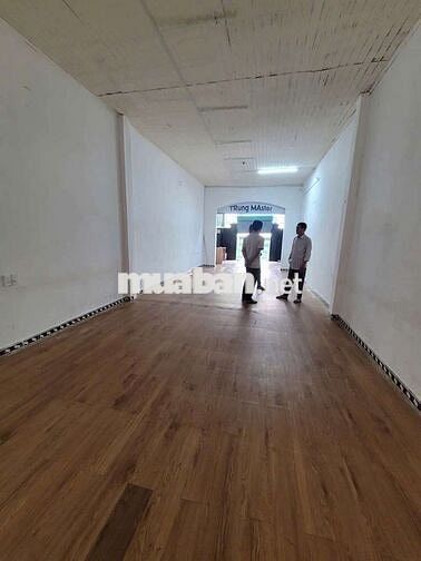 4×22.NHÀ TRỐNG SUỐT. HẺM XE TẢI CHẠY VIVU.GIAO THÔNG THUẬN TIỆN