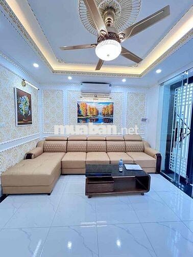 Lô Góc Ba Đình 50m2 - 4 Tầng KCBT - 5M Ra Phố - Ở Ngay - Giá 9 Tỷ