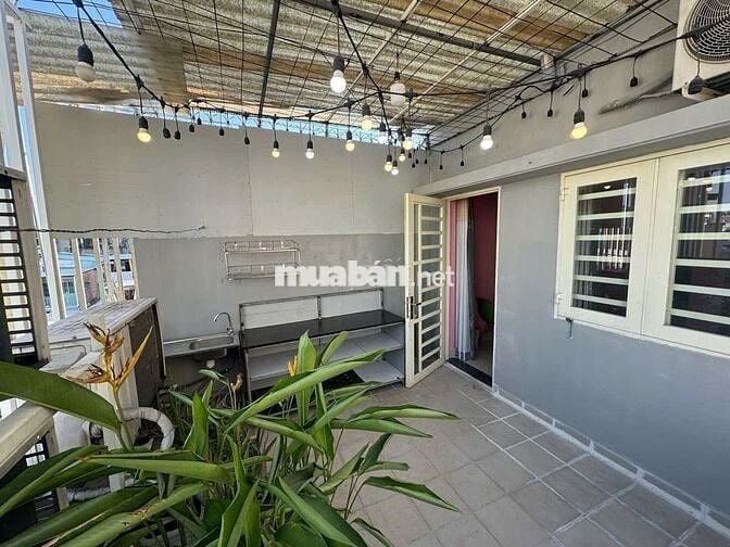 Cho thuê CHDV, ngay Nguyễn trãi full nội thất, Thang máy.