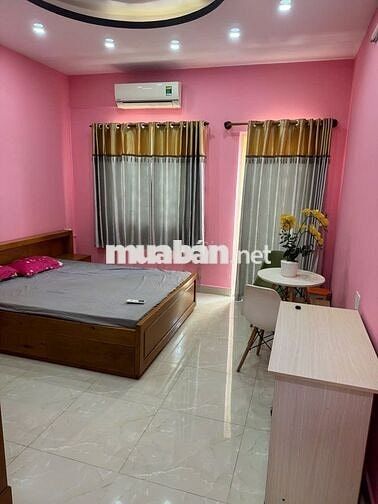 Cho thuê CHDV, ngay Nguyễn trãi full nội thất, Thang máy.