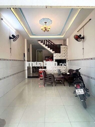 NHÀ ĐẸP 4 x16 HẺM OTÔ GẦN CHỢ LÊ THI NGAY