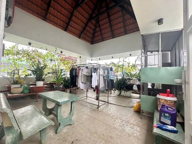 NHÀ BÁN QUANG TRUNG P.8 VÀO 1 TRỤC