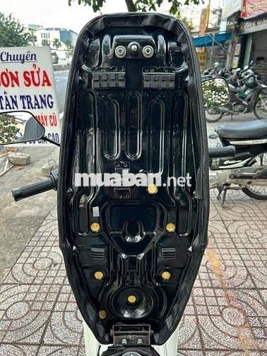 Honda Dream Thái 1994 Nâu trắng