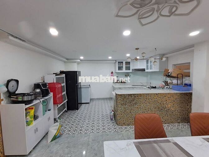 Hiếm - 120m2 bán nhà 4Tg BTCT ngang to 5m gần chợ Tân Sơn Nhất Gò Vấp