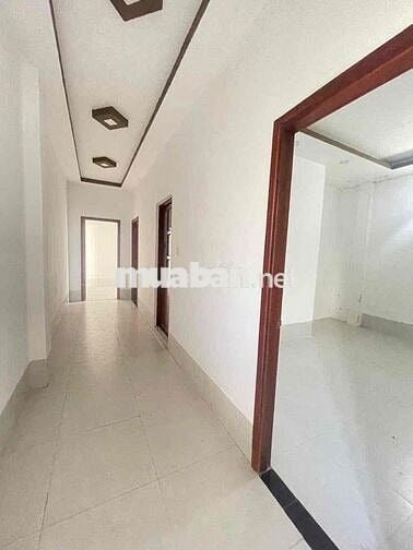 Nhà sân vườn 12x25m Cái Răng - 4 phòng ngủ