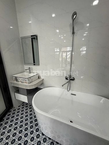 🌈 NHÀ 3,5LẦU HẺM XE TẢI ĐƯỜNG HÀ HUY GIÁP, PHƯỜNG APĐ, QUẬN 12