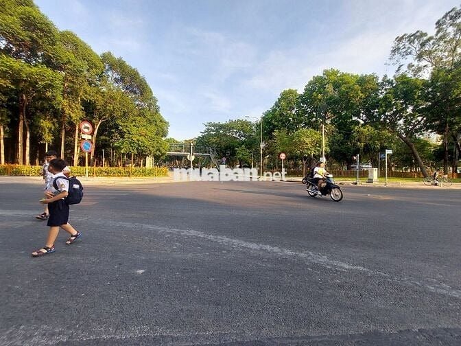 Hiếm - 120m2 bán nhà 4Tg BTCT ngang to 5m gần chợ Tân Sơn Nhất Gò Vấp