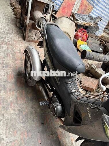 Xe máy ba bánh Honda Wave S Đen