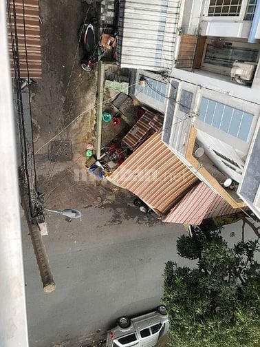 Nhà Đẹp Dọn Vào Ở Liền,Khu Buôn Bán,Thuận tiện đi lại các quận