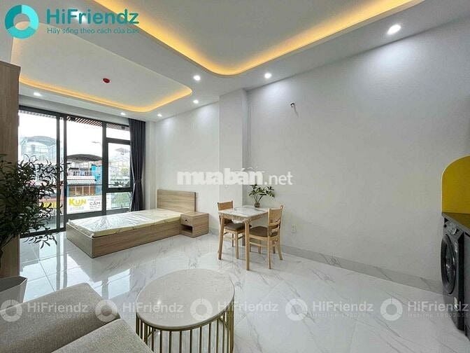 STUDIO THOÁNG CÓ BAN CÔNG FULL NỘI THẤT HIỆN ĐẠI NHẬN XE ĐIỆN