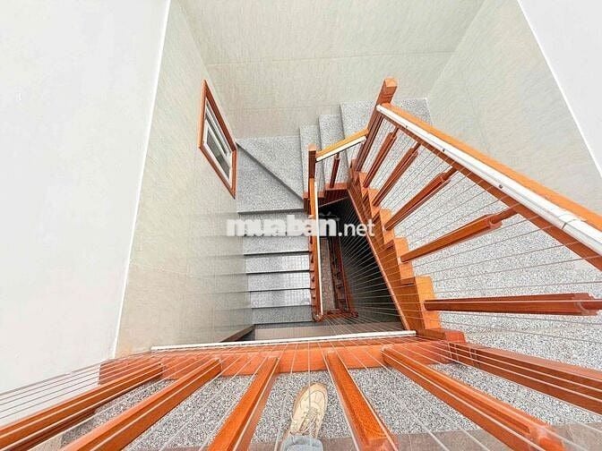 CHO THUÊ NHÀ NGUYÊN CĂN CITY LAND Q7, SÀN TRỐNG 6x20M 60 TRIỆU/ THÁNG