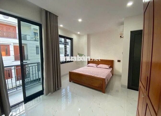 CHO THUÊ NHÀ 4 TẦNG 4 PHÒNG NGỦ CÓ THANG MÁY BẮC NHA TRANG