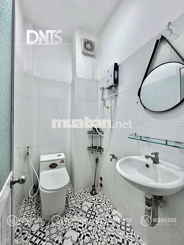 Studio ban công ~35m2 full nội thất. Chợ Tân Định, Nam Kỳ Khởi Nghĩa