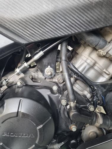 Bán winner v1 màu đen nhám 2018