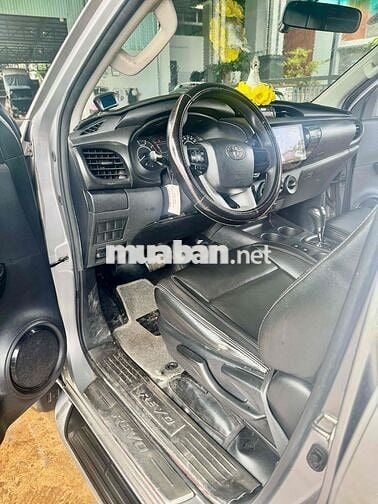 Toyota Hilux 2019 Số tự động Bạc