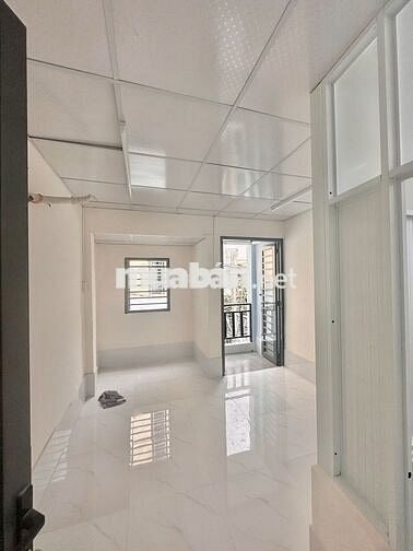 Cho thuê nhà nguyên căn 40 m2 ở đường Nguyễn Thị Thập ̣̣- Hẻm 118/10