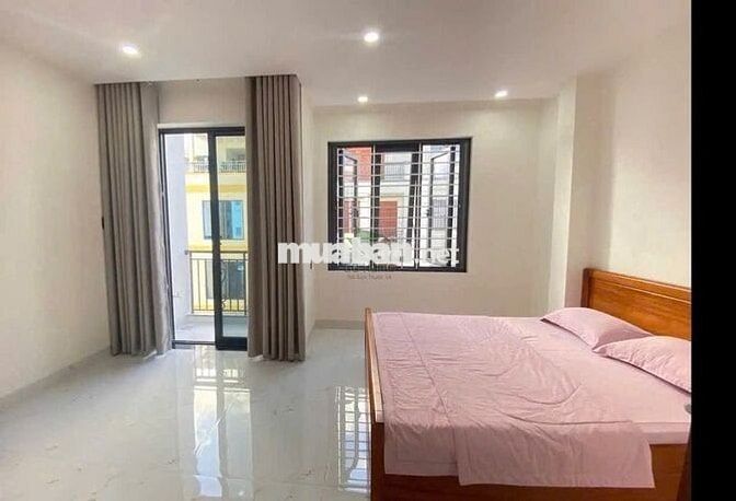 CHO THUÊ NHÀ 4 TẦNG 4 PHÒNG NGỦ CÓ THANG MÁY BẮC NHA TRANG