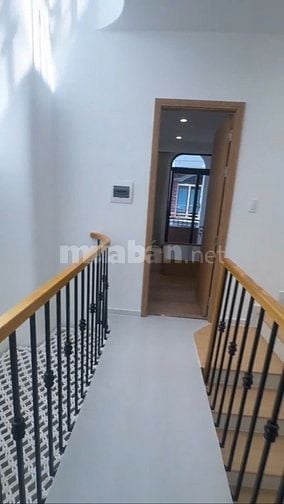 Nhà mới đón TẾT - 4PN - HXH - Tân Quý - Vài bước ra AEON, CELADON CITY