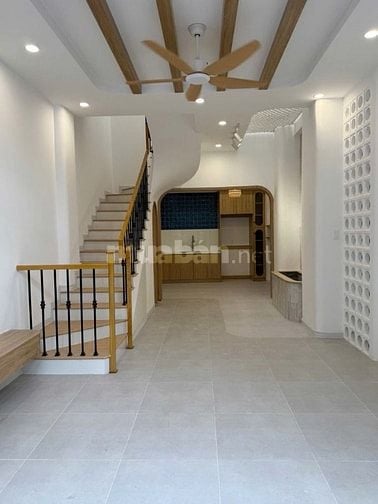 Nhà mới đón TẾT - 4PN - HXH - Tân Quý - Vài bước ra AEON, CELADON CITY