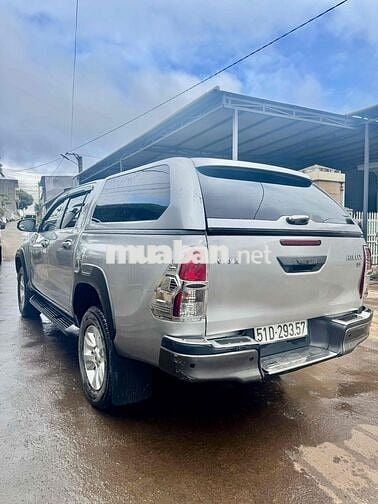 Toyota Hilux 2019 Số tự động Bạc