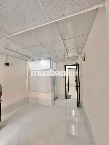 Cho thuê nhà nguyên căn 40 m2 ở đường Nguyễn Thị Thập ̣̣- Hẻm 118/10