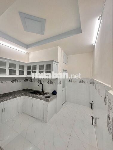 Cho thuê nhà nguyên căn 40 m2 ở đường Nguyễn Thị Thập ̣̣- Hẻm 118/10